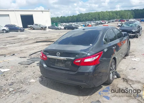 2017 Nissan Altima 2.5 Sl z USA, uszkodzony, nr VIN 1N4AL3AP0HC269804